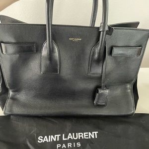 small sac de jour tote black saint laurent with duster